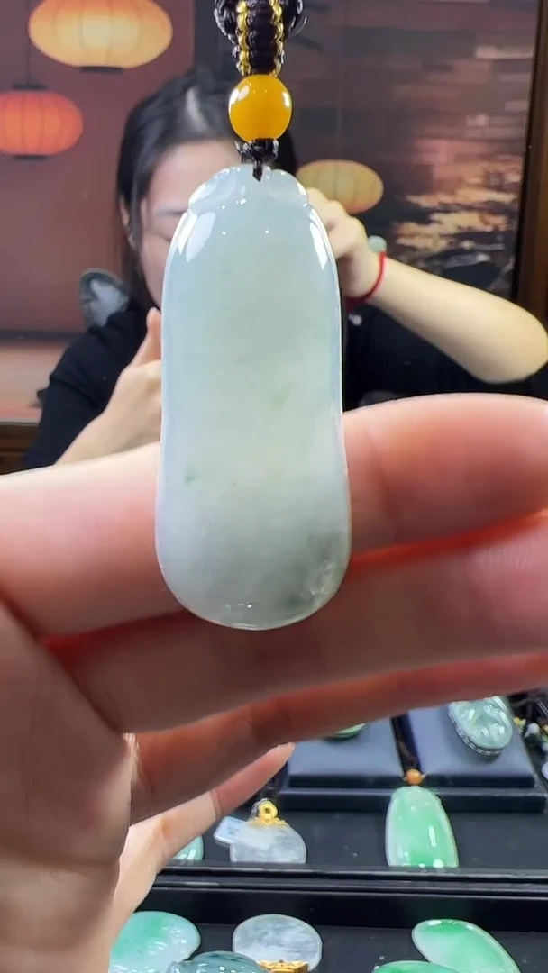 未镶嵌挂件翡翠福瓜