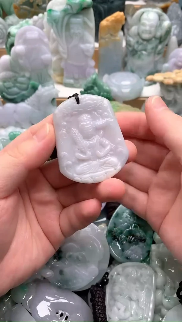 吊坠(不含链)未镶嵌翡翠1