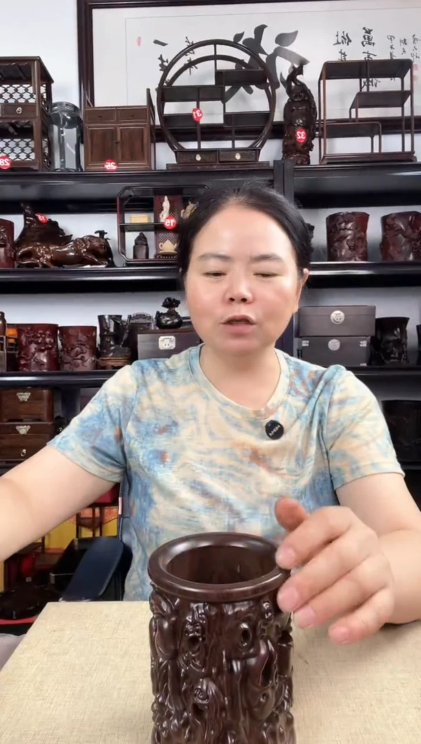 木寿桃笔筒老李红木工艺品