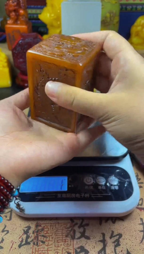 寿山石印石田黄灯光冻 龙顶四象大方印5*5印面