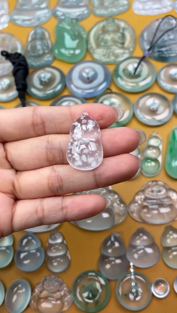 吊坠(不含链)未镶嵌翡翠76 葫芦 30 18.4 6.5