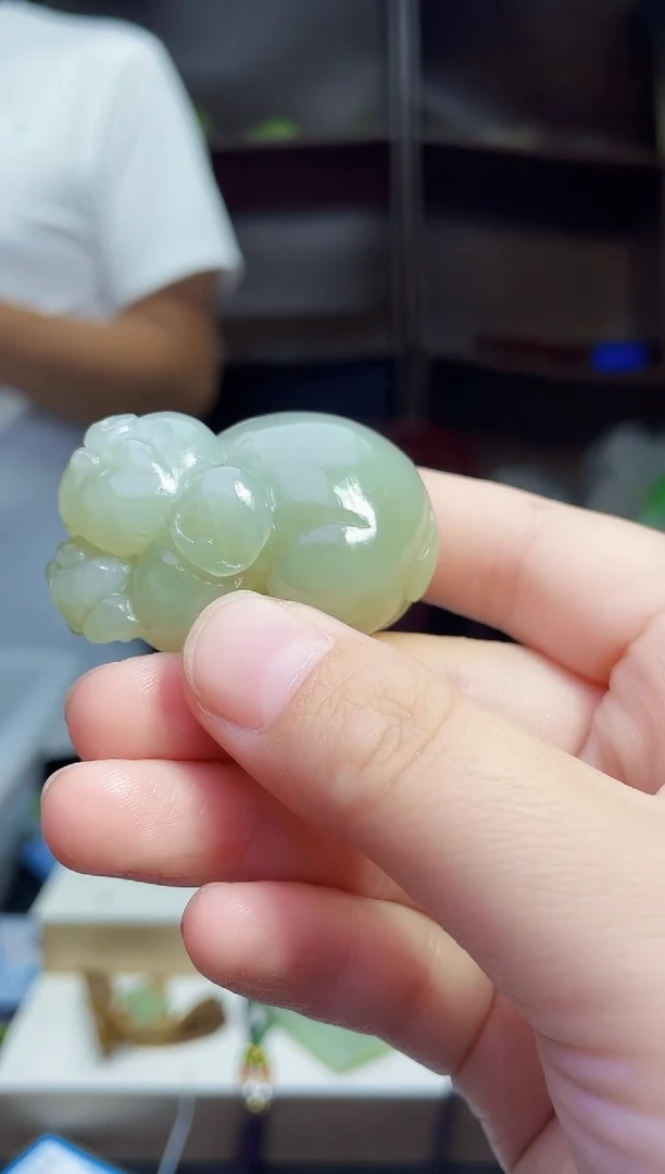 和田玉未镶嵌颈饰1