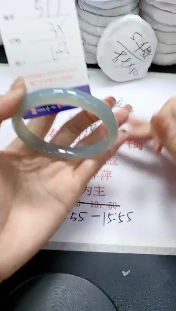 未镶嵌手镯玛瑙/玉髓517