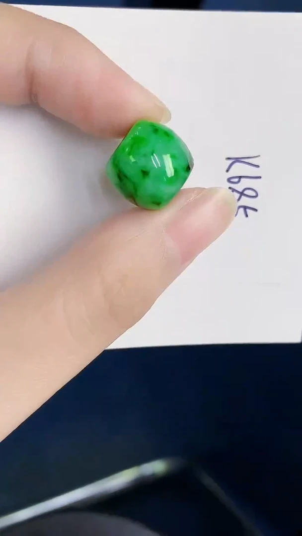 颈饰未镶嵌翡翠天然翡翠缅甸A货