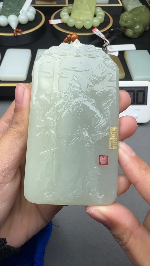 颈饰未镶嵌和田玉1