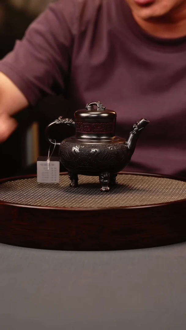 茶壶紫砂紫泥 三足龙尊 刻绘
