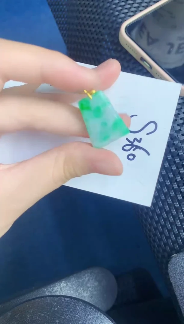 【闪购商品】翡翠颈饰18K金镶嵌000000000