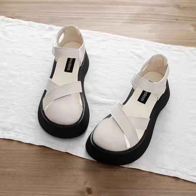 包头凉鞋女2025新款夏休闲运动猪笼鞋厚底防滑百搭罗马凉鞋