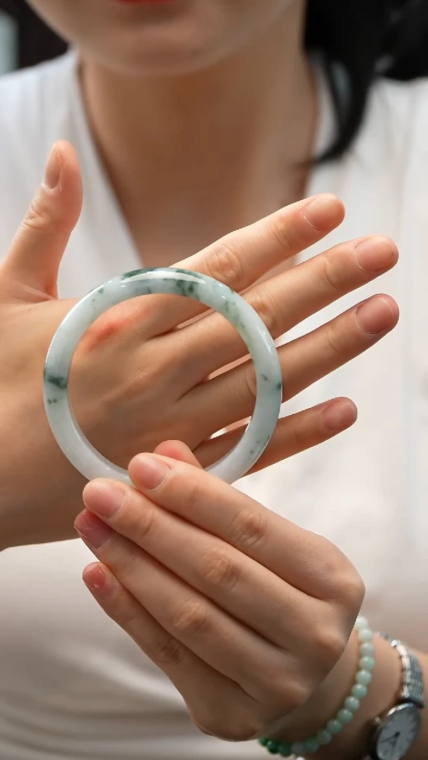 未镶嵌手镯翡翠19号