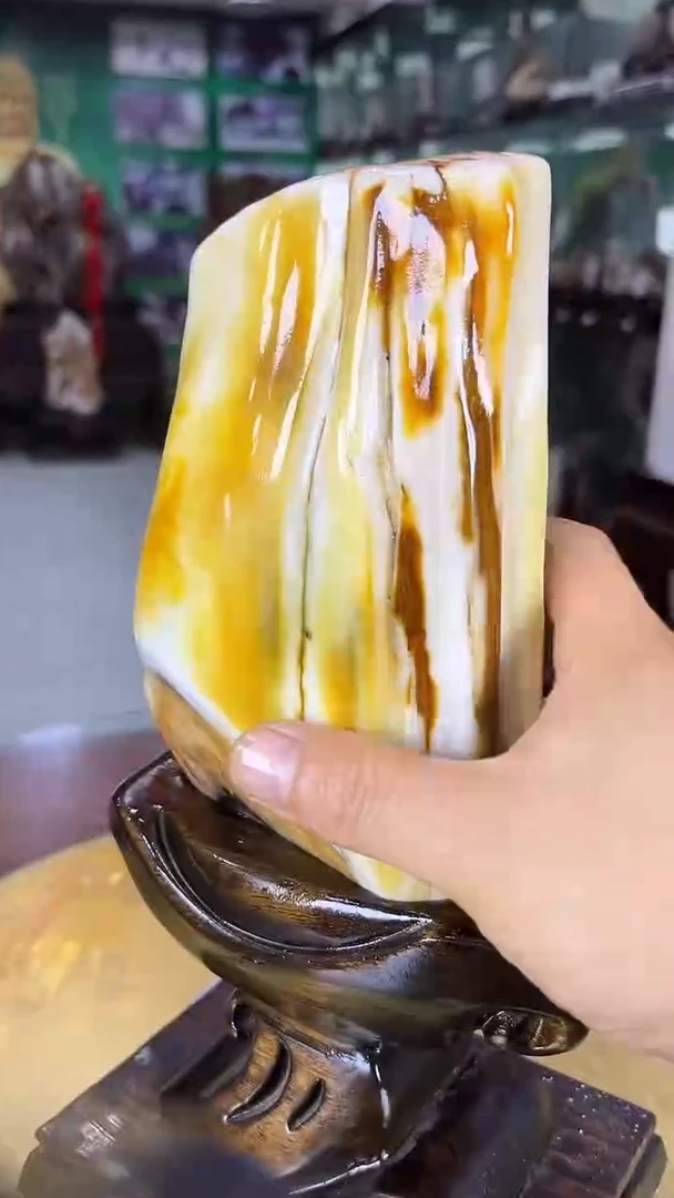 缅甸天然树化玉摆件