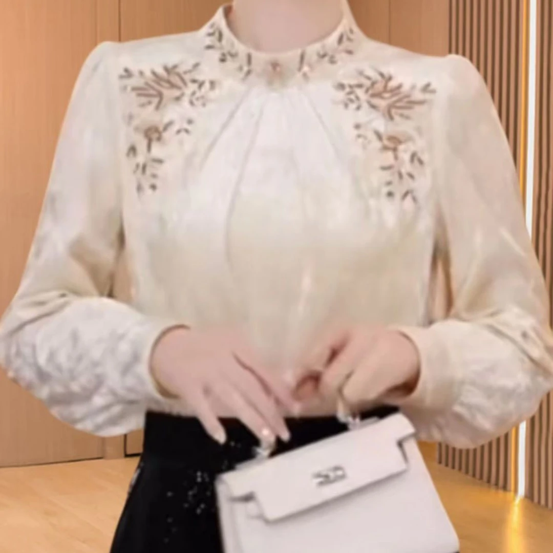 法式高端丝绒上衣打底衬衫女装2025早春新款宽松时尚别致漂亮上衣