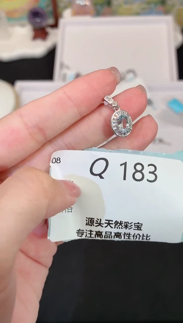 银S925镶嵌颈饰海蓝宝石多样性发一Q183