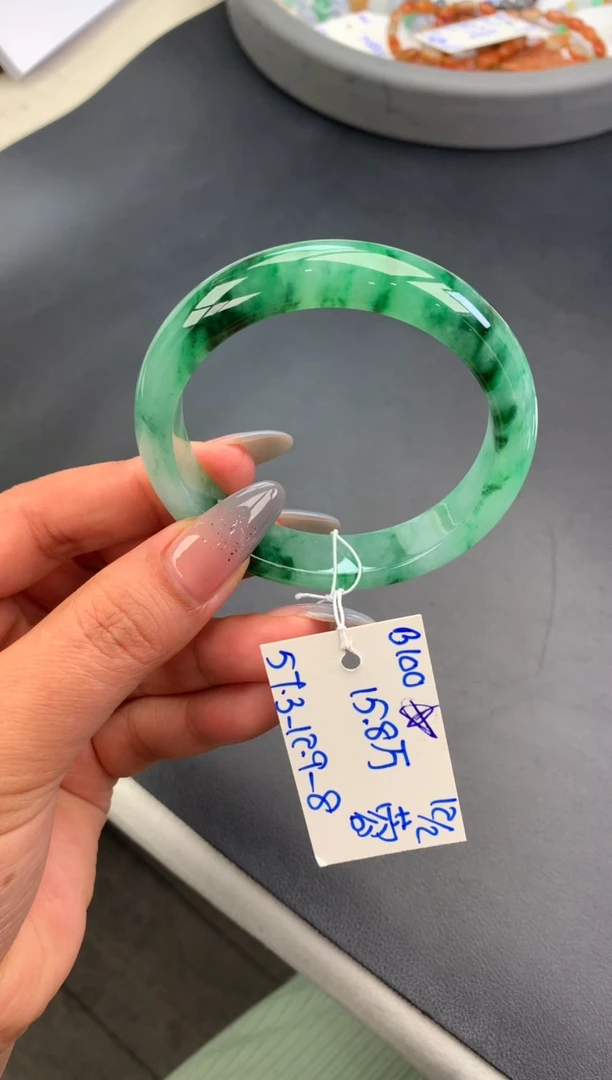 【闪购商品】翡翠手镯未镶嵌玉手镯