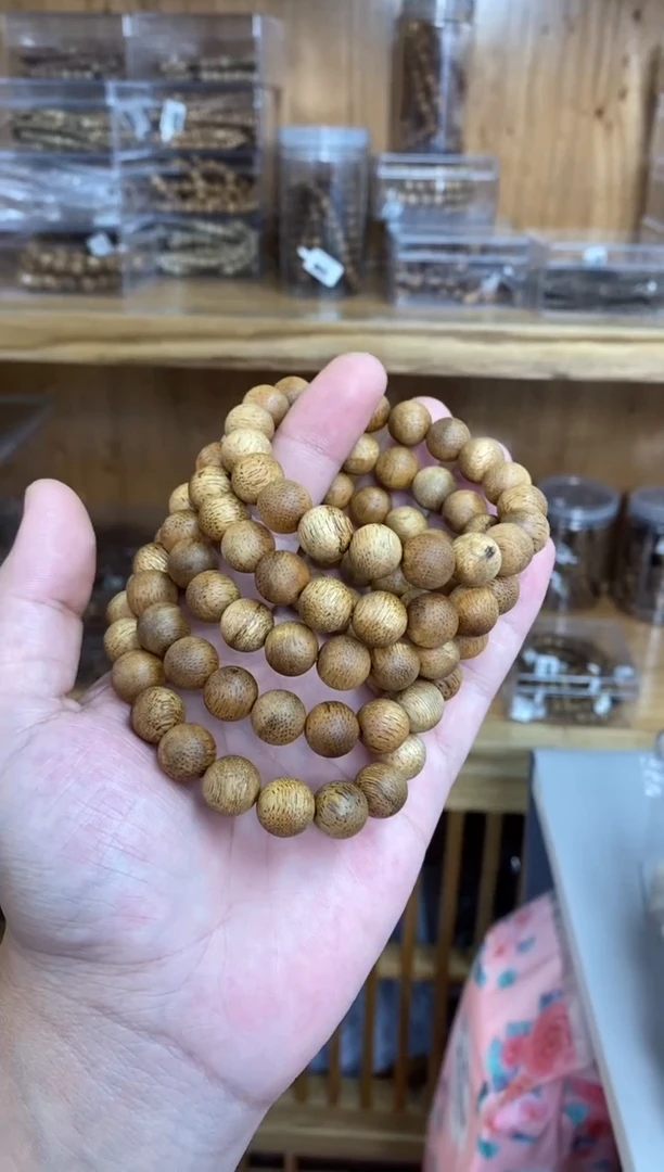 沉香手串菩萨棋圆珠单圈红土沉1.1多样性发其一