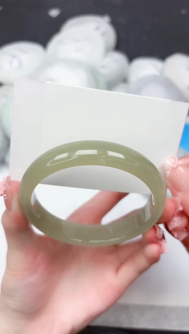 未镶嵌手镯石英质玉343-65