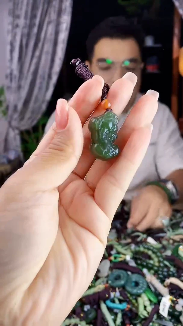 未镶嵌和田玉挂件多样性发货拍一发一