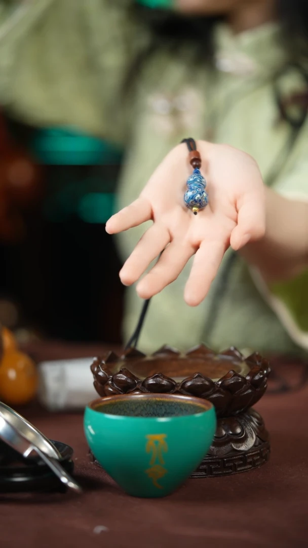 【闪购商品】紫光檀木  大漆犀皮螺钿脖挂青花瓷