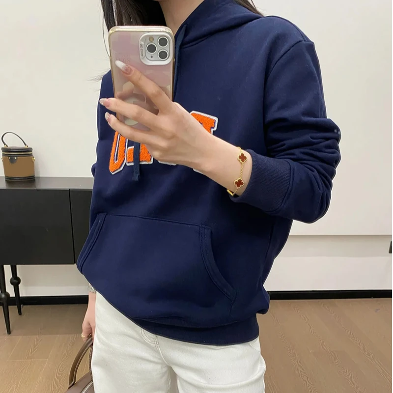 宝丫轻奢  情侣款男女时髦休闲加绒抽绳连帽卫衣K3856