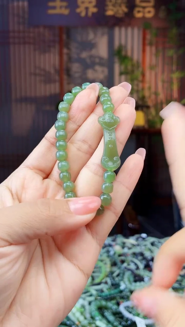 和田玉未镶嵌挂件拍一发一多样性发货