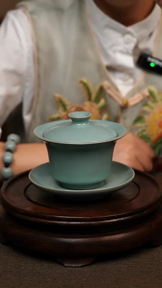 瓷片仿古釉全手三才马蹄盖碗150ml