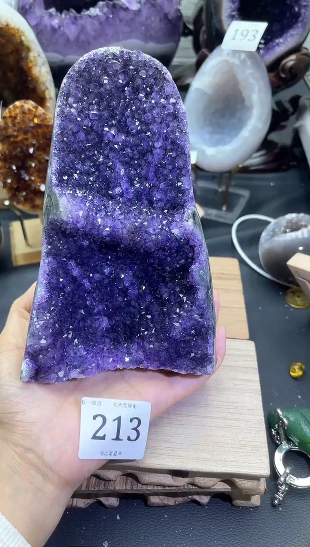 未镶嵌大型摆件（非配饰）紫晶213号摆件