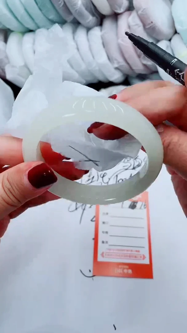 【闪购商品】石英质玉手镯未镶嵌T76-备注圈口找客服-晴