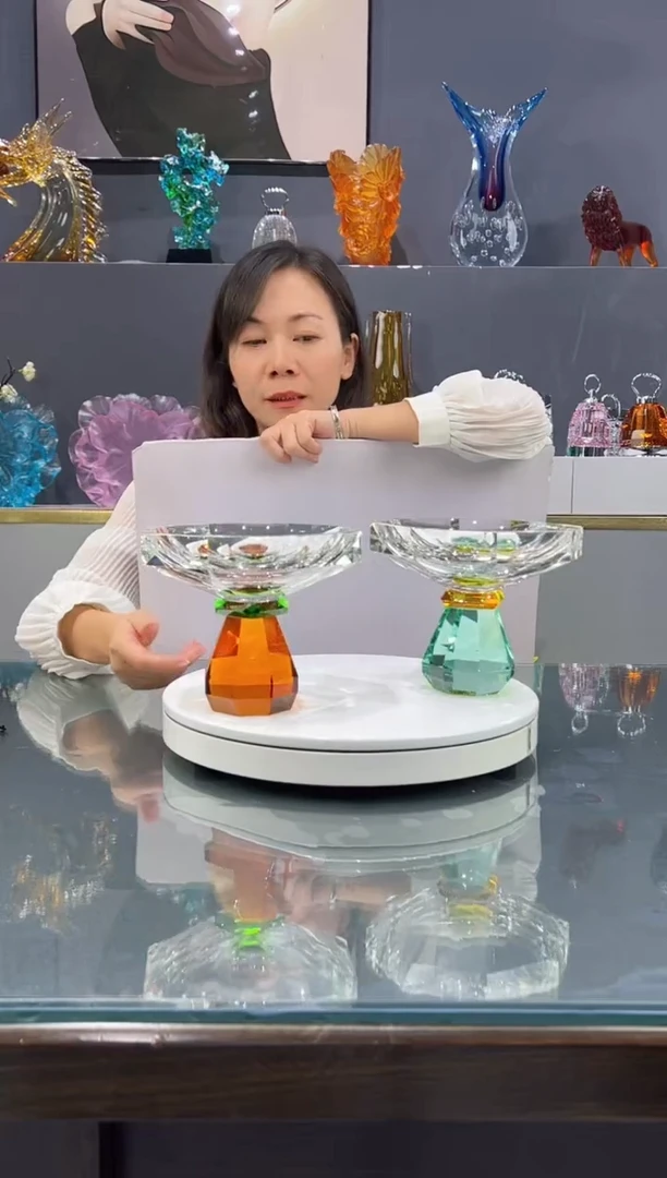 琉璃    水晶琉璃果碗1个