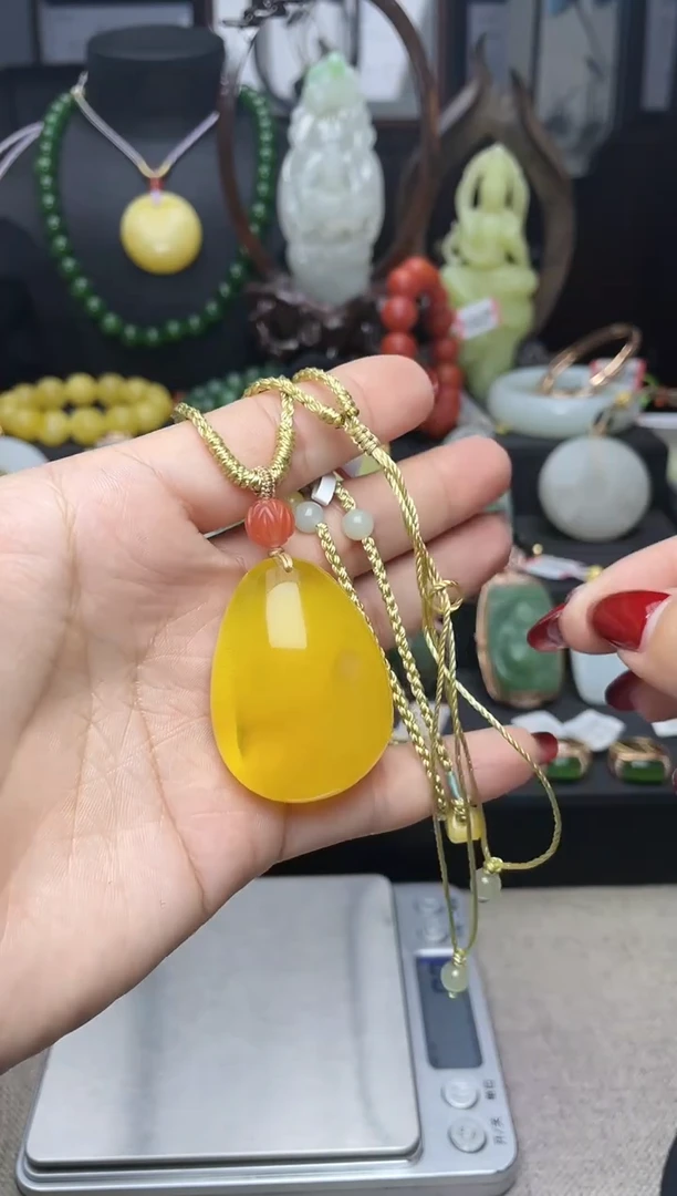 【闪购商品】琥珀颈饰未镶嵌吊坠sm210