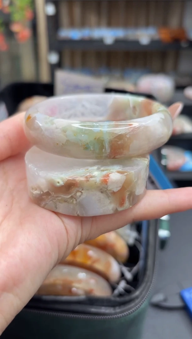 未镶嵌手镯石英质玉76  (61圈赠送镯心)