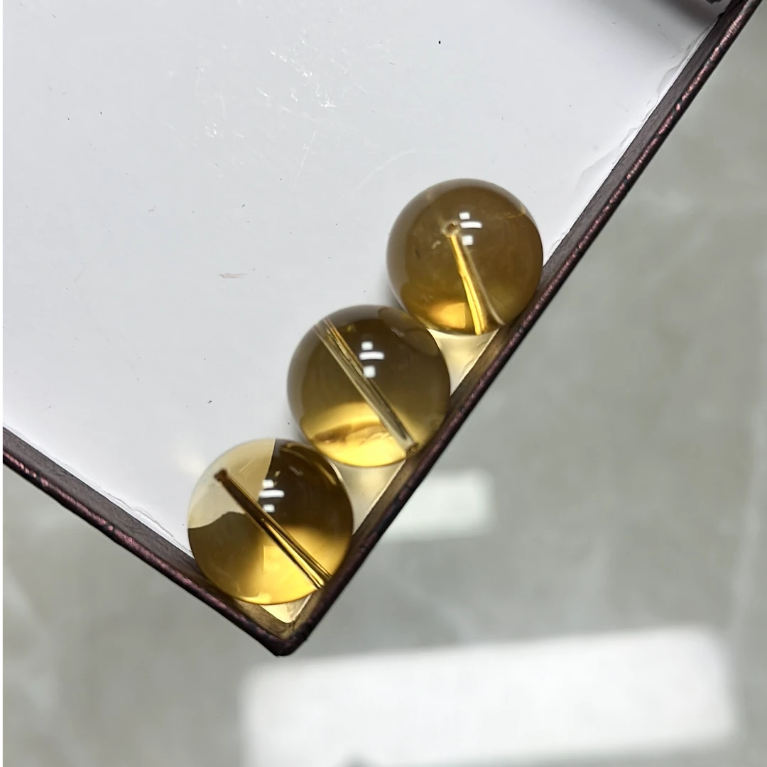 8A天然玻璃体黄水晶单珠多样性发一