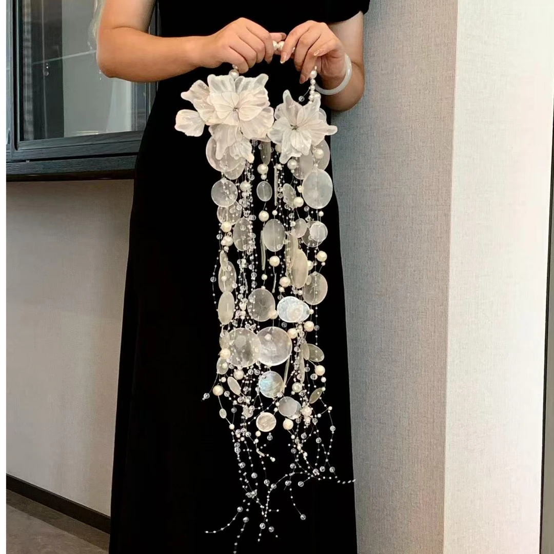 贝壳瀑布手拎花手工diy材料包新婚手捧花高级成品2025年新款实用