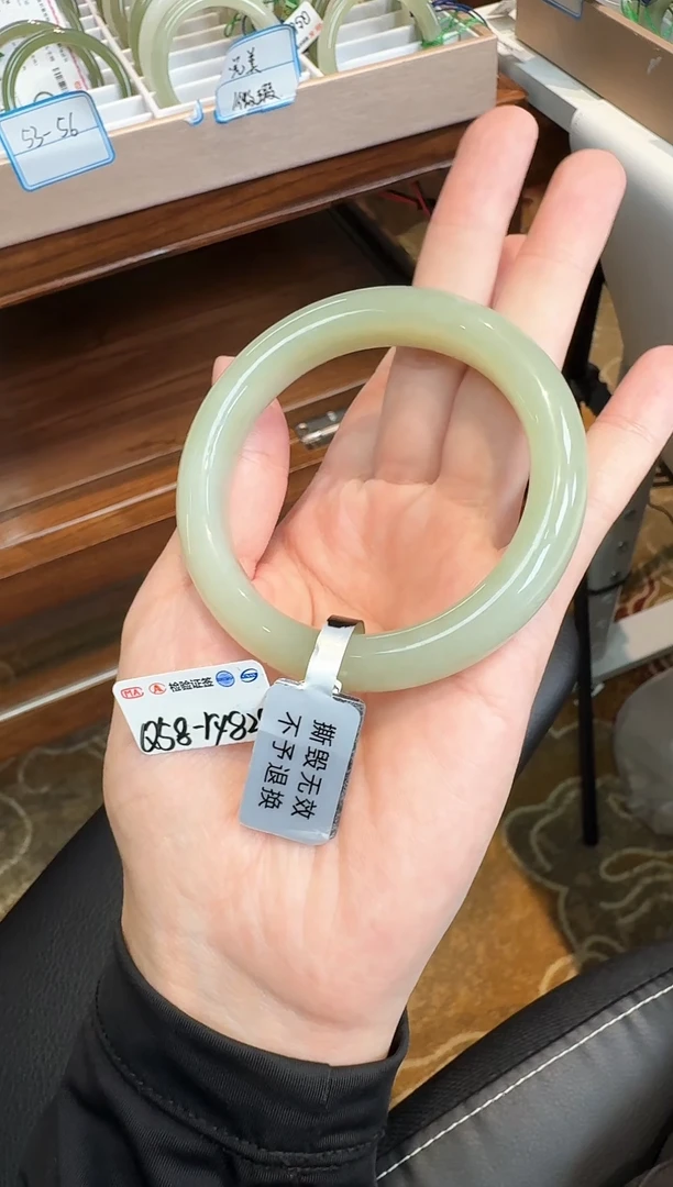 未镶嵌手镯和田玉58-ry829