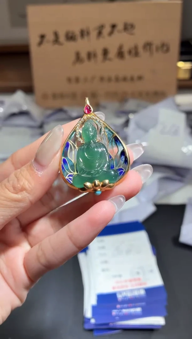 吊坠(不含链)未镶嵌翡翠阿咪