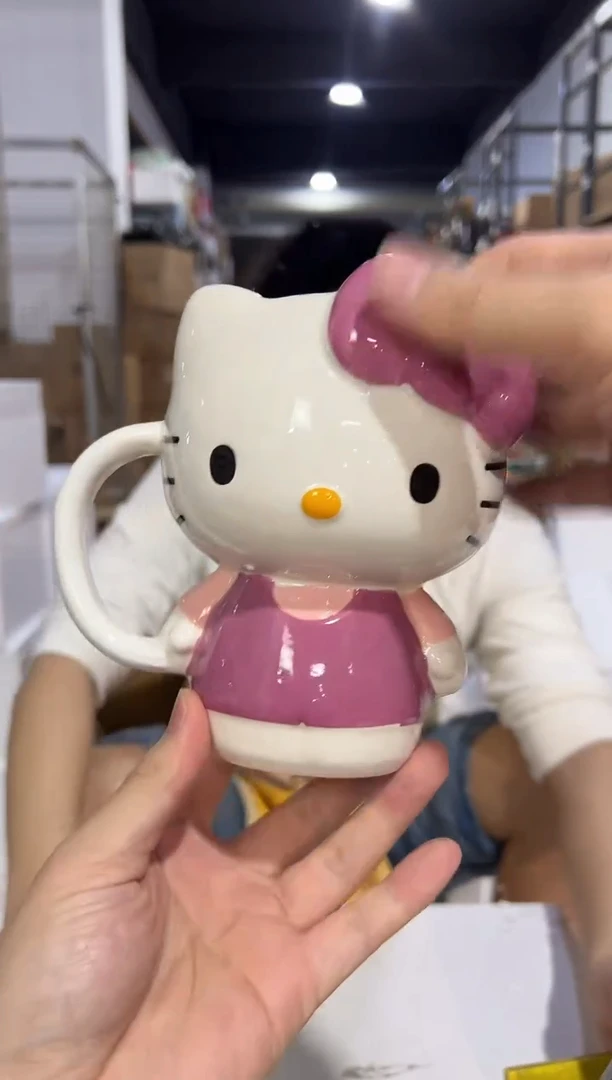 瓷片陶瓷粉色kt全身杯