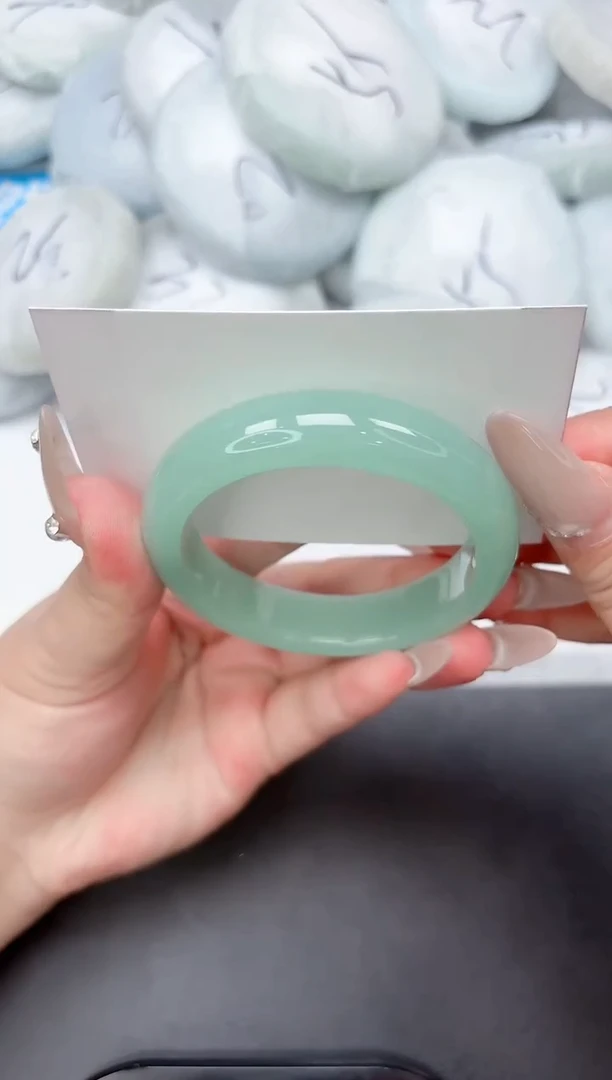 未镶嵌手镯石英质玉288-54.1