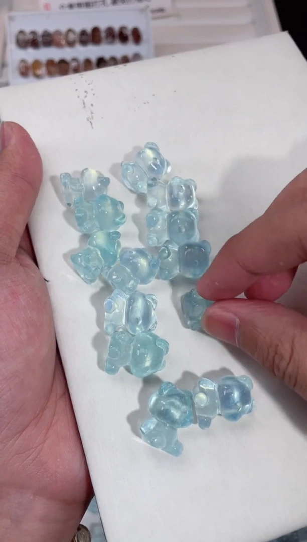 【闪购商品】水晶【E120】海蓝宝熊未镶嵌多样性随1颗