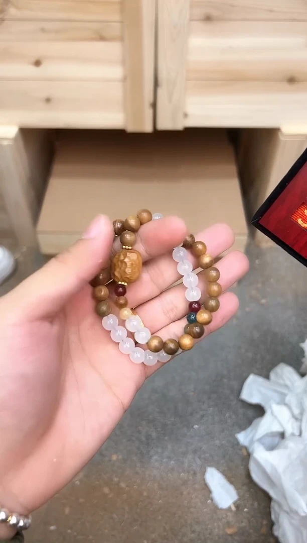 精品手串（无礼盒）@@ys947