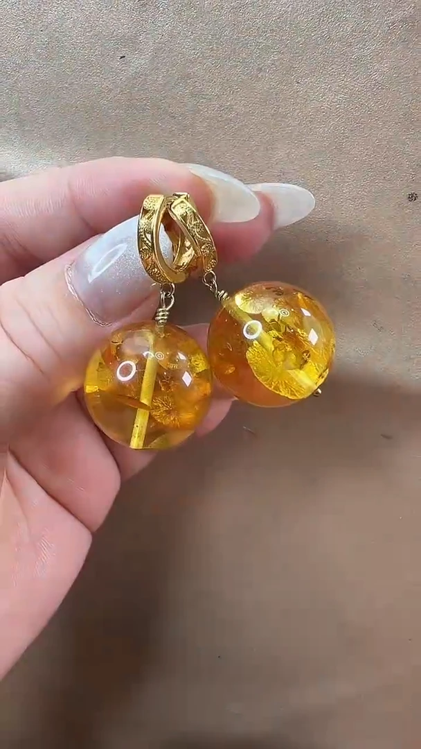 琥珀颈饰未镶嵌耳环