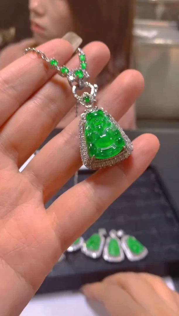 颈饰未镶嵌翡翠多样性发一