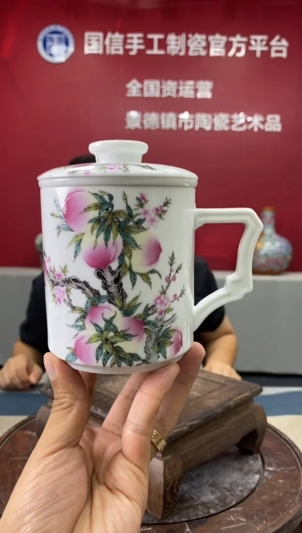 摆件b464景德镇瓷器一件