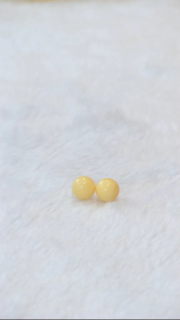 未镶嵌蜜蜡裸石A***I俄料微瑕8.5MM
