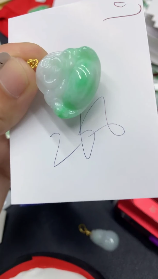 【闪购商品】翡翠颈饰18K金镶嵌翡翠