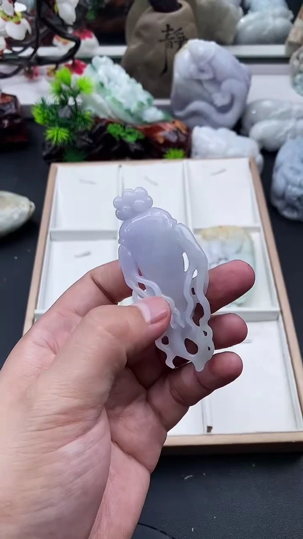 颈饰未镶嵌翡翠缅甸翡翠