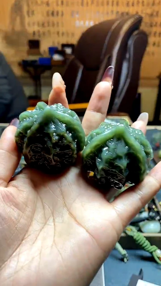 颈饰未镶嵌和田玉拍一发一