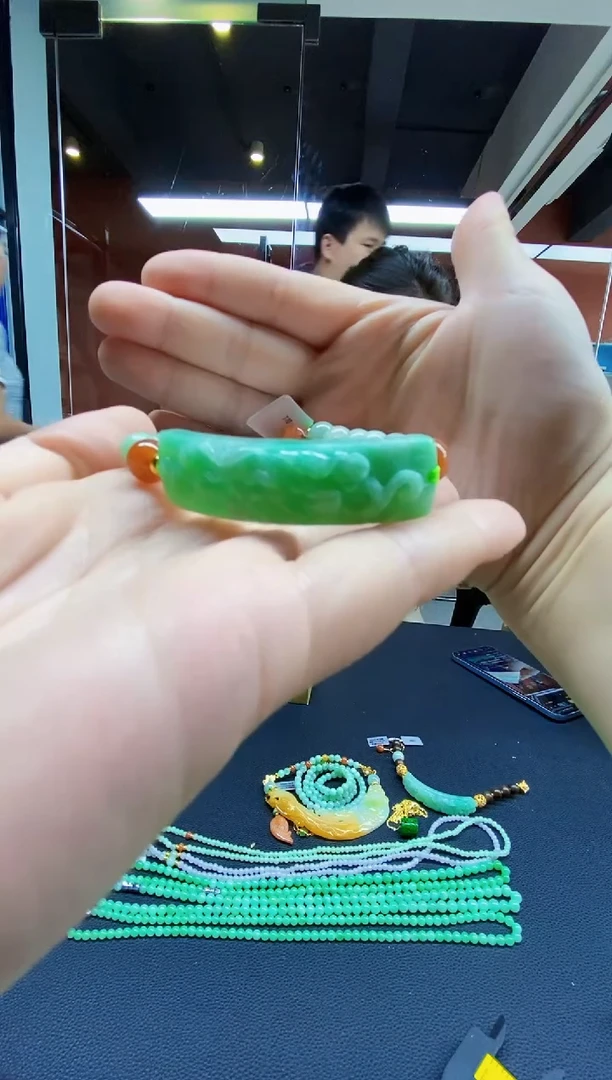 颈饰未镶嵌翡翠翡翠手牌