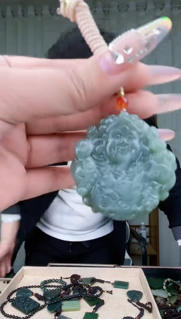 【闪购商品】和田玉挂件未镶嵌拍一发一，多样性发货！