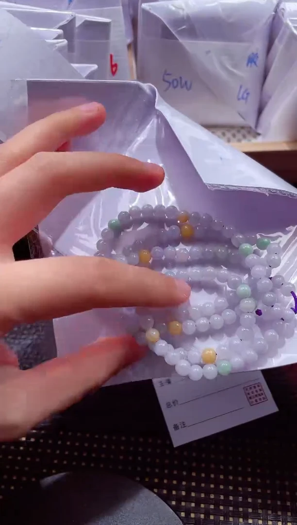 颈饰未镶嵌翡翠 000111