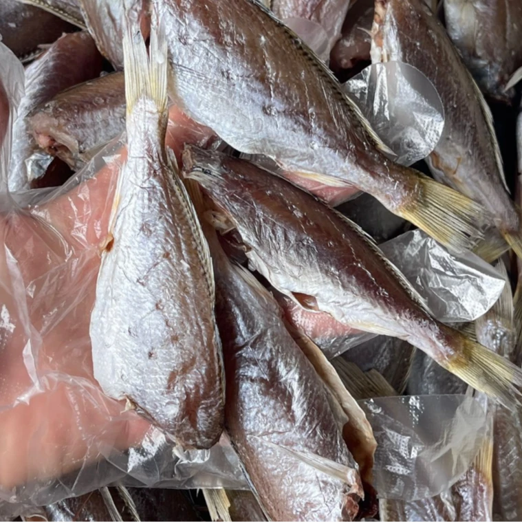 鲜晒划仔鱼三成干刚好够味
