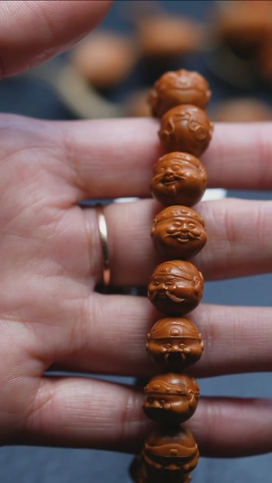 【闪购商品】橄榄核吊坠苏工橄榄核