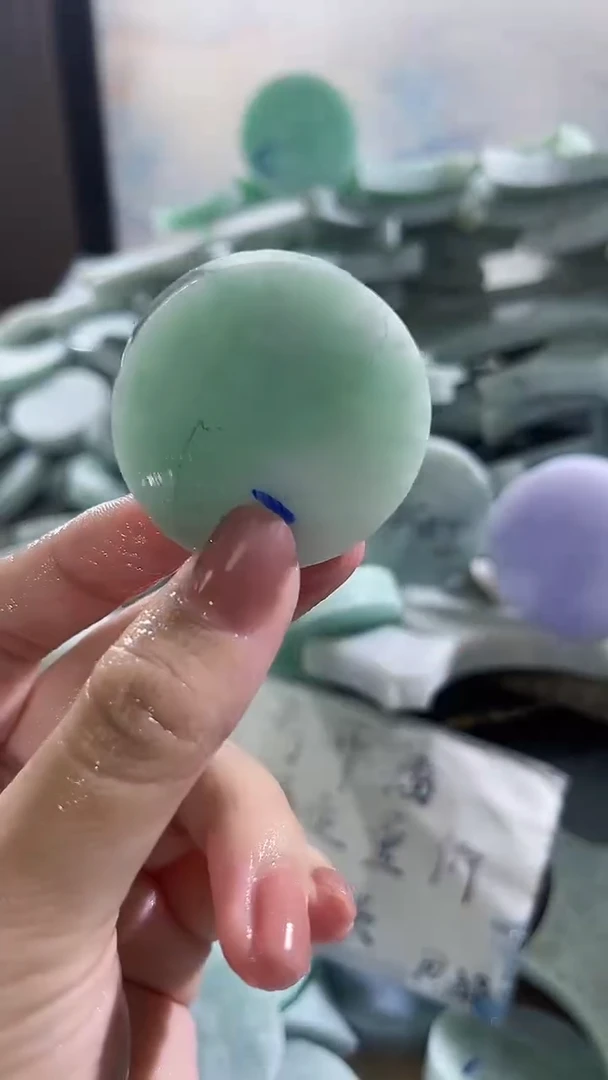 颈饰未镶嵌翡翠翡翠缅甸翡翠A货钟141